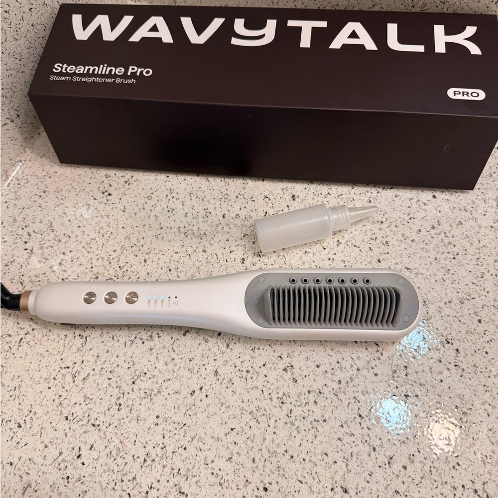 WAVYTALK Steamline Pro Steam Straightener Brush - White/Grey